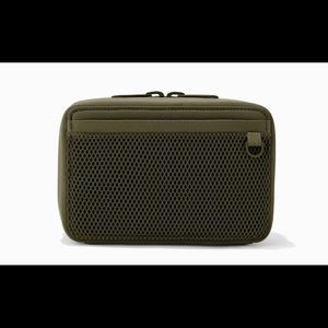 Dagne Dover Arlo Tech Organizer